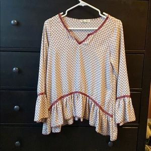 Bell-sleeved boho shirt